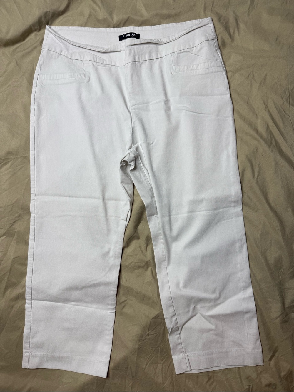 George White Straight Leg Capri Women's Size 14 Plus Size